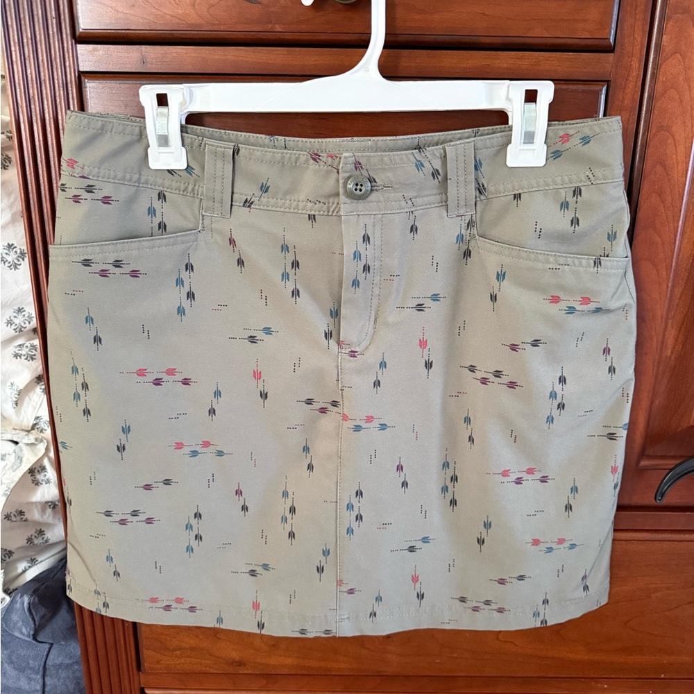 Eddie Bauer Women’s Olive Green Printed Casual Mini Skort- Size 8